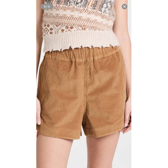 *SOLD* AYR women’s corduroy staycation shorts. Size small - Picture 3 of 9